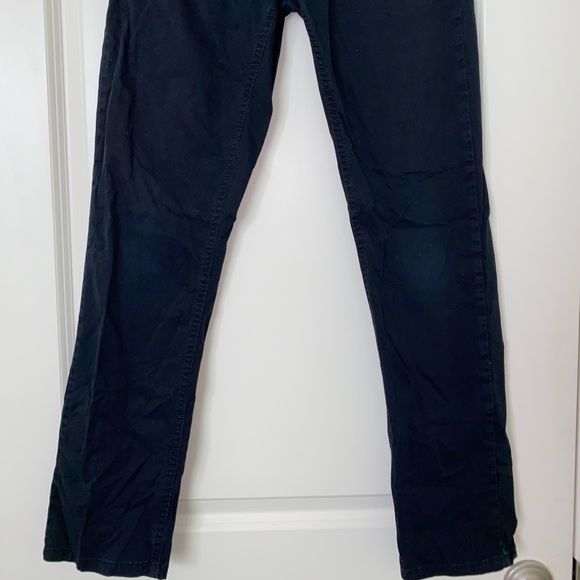 Boy Levi’s Black Jeans - Picture 4 of 11